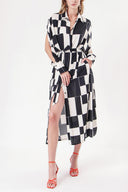 Siyah Beyaz Bol kesim gömlek elbise 94058