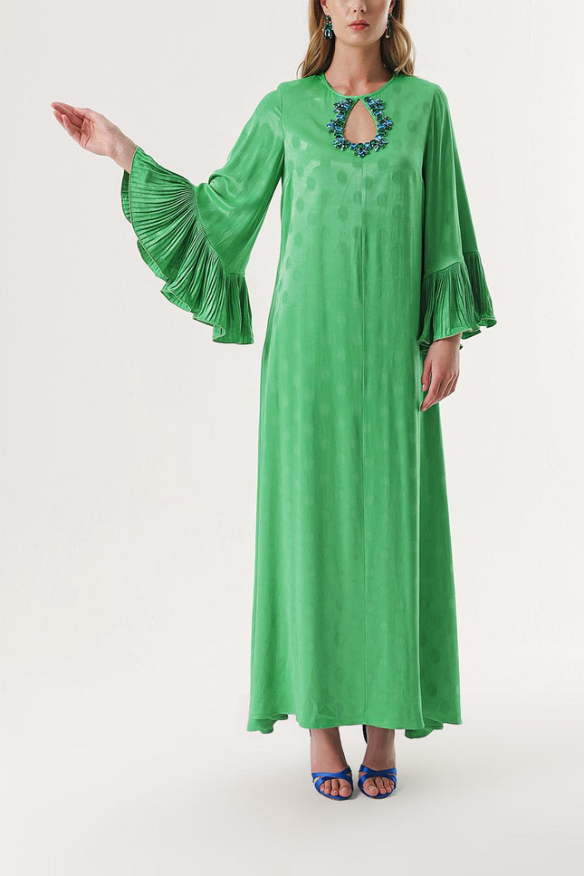 Yeşil Kolları Plise Detaylı Kristal Taş Işlemeli Uzun Elbise 94209