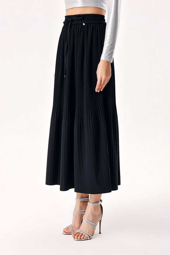 Black Pleated midi skirt 81275