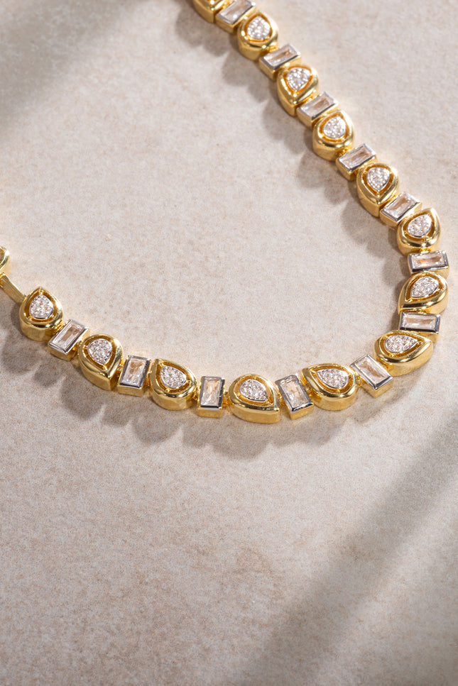 Gold 925 sterling silver asymmetric stone detailed necklace 11
