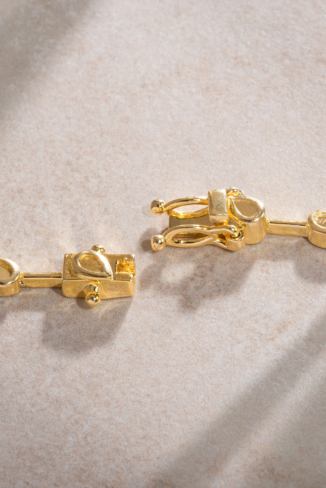Gold 925 sterling silver asymmetric stone detailed necklace 11