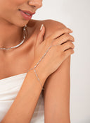 Gümüş Minimal kristal taşlarla tasarlanmış 925 ayar gümüş şahmeran 114