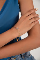 Altın Sallantı detaylı modern zincir formlu 925 ayar gümüş bileklik 144