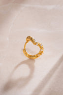 Altın Kalp ve kristal taş detaylı 925 ayar gümüş küpe 03