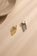 Altın Kristal taş detaylı ve sallantılı 925 ayar gümüş kıkıradak küpe 192