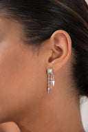 Gümüş Parlak taş dizilim detaylı kısa 925 ayar gümüş küpe 99