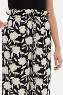 Siyah Zemin Çiçek Baskılı Bol kesim beli lastikli pantolon 41369