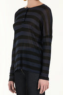 Siyah Yakası düğmeli bol kesim örme bluz 19269