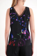 Siyah Baskı DANTEL DEYATLI V YAKA İPEK BLUZ  19479