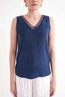 Çivit DANTEL DEYATLI V YAKA İPEK BLUZ  19479