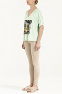 Yeşil Baskılı V yaka bluz 19583