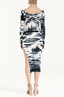 Beyaz Kayık yaka degrade  örme midi elbise 92120