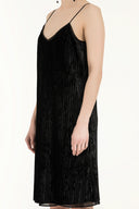 Siyah Askılı kadife midi elbise 92264