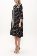 Siyah Yakası bağcıklı bol kesim midi elbise 92816