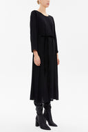 Siyah Omuzları biyeli midi elbise 93039