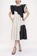 Siyah Bej Kontrast renkli büzgülü elbise 93944