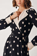 Siyah Geniş yakalı vatkalı elbise 94367