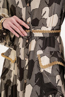 Desenli Şerit detaylı büzgülü bol kesim uzun gömlek elbise 94675