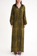 Leopar-Olive Kapüşonlu yanları yırtmaçlı tunik ve pantolonlu takım 12363