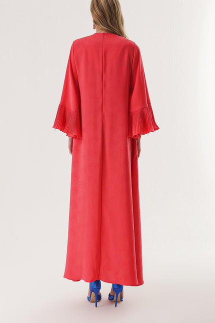 Kırmızı Kolları Plise Detaylı Kristal Taş Işlemeli Uzun Elbise 94209