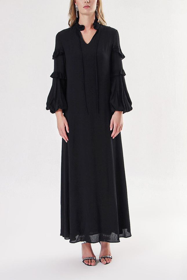 Siyah Yakası Ve Kolları Büzgülü Uzun Elbise 94127